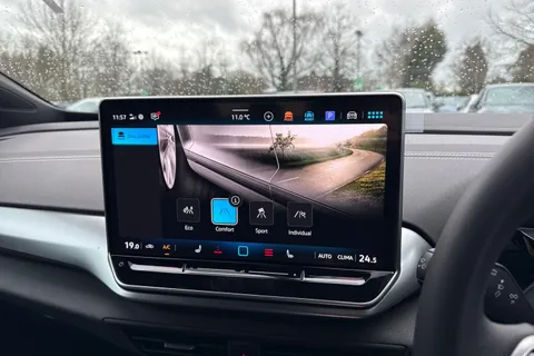 Volkswagen ID.4 Pro 77kWh Black Edition Auto 5dr Thumbnail #45