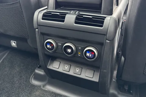 KO74NDN Land Rover Defender 110 3.0 D350 X-Dynamic HSE 5dr Thumbnail #20