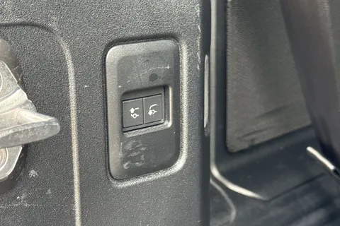 KO74NDN Land Rover Defender 110 3.0 D350 X-Dynamic HSE 5dr Thumbnail #29