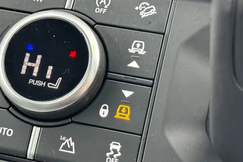 KO74NDN Land Rover Defender 110 3.0 D350 X-Dynamic HSE 5dr Thumbnail #41