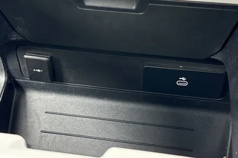 KO74NDN Land Rover Defender 110 3.0 D350 X-Dynamic HSE 5dr Thumbnail #46