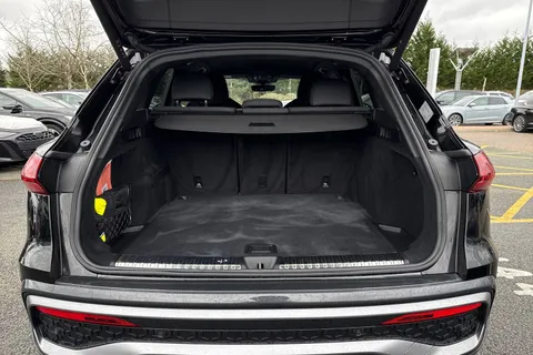 DX75TWW Audi Q5 SUV S line TDI quattro 204 PS S tronic Thumbnail #7