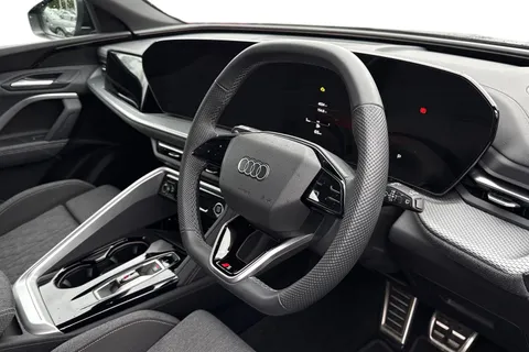 DX75TWW Audi Q5 SUV S line TDI quattro 204 PS S tronic Thumbnail #14