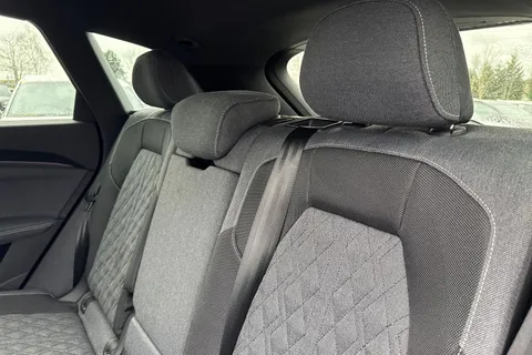 DX75TWW Audi Q5 SUV S line TDI quattro 204 PS S tronic Thumbnail #19