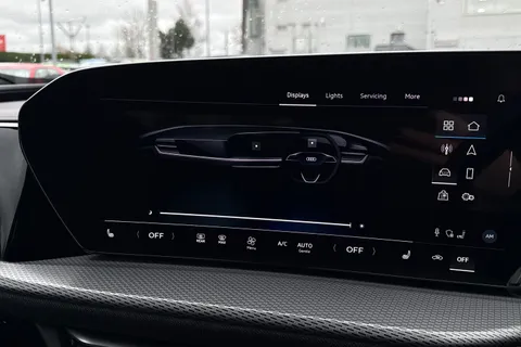 DX75TWW Audi Q5 SUV S line TDI quattro 204 PS S tronic Thumbnail #33