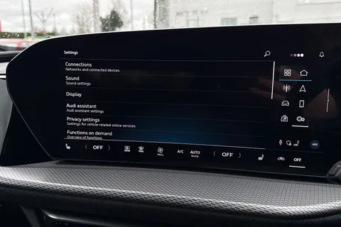 DX75TWW Audi Q5 SUV S line TDI quattro 204 PS S tronic Thumbnail #36