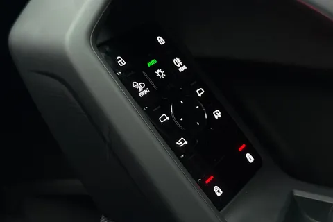 DX75TWW Audi Q5 SUV S line TDI quattro 204 PS S tronic Thumbnail #51