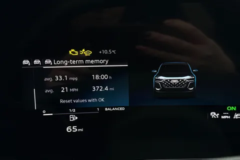 DX75TWW Audi Q5 SUV S line TDI quattro 204 PS S tronic Thumbnail #56