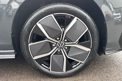  Volkswagen Golf 2.0 TDI Black Edition DSG Euro 6 (s/s) 5dr Thumbnail #10