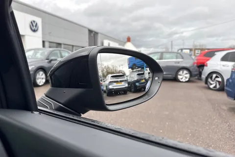  Volkswagen Golf 2.0 TDI Black Edition DSG Euro 6 (s/s) 5dr Thumbnail #38