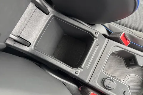  Volkswagen Golf 2.0 TDI Black Edition DSG Euro 6 (s/s) 5dr Thumbnail #41