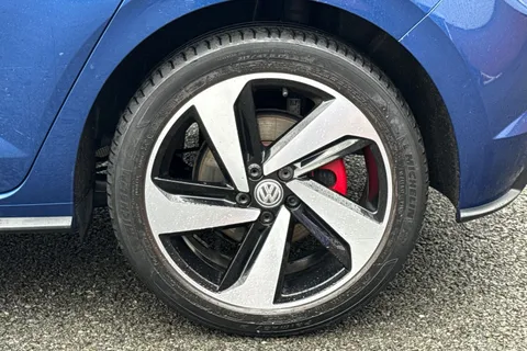 DA20JDO Volkswagen Polo 2.0 TSI GTI+ DSG Euro 6 (s/s) 5dr Thumbnail #13
