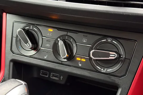 DA20JDO Volkswagen Polo 2.0 TSI GTI+ DSG Euro 6 (s/s) 5dr Thumbnail #23