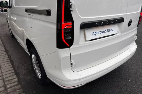 PN75NGG Volkswagen Caddy 2.0 TDI 102PS Commerce Plus Van [Tech Pack] Thumbnail #7