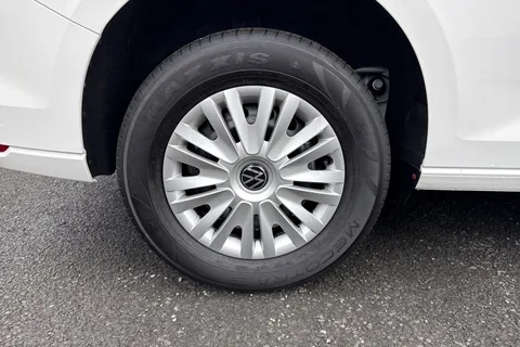 PN75NGG Volkswagen Caddy 2.0 TDI 102PS Commerce Plus Van [Tech Pack] Thumbnail #11