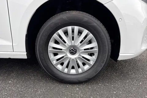 PN75NGG Volkswagen Caddy 2.0 TDI 102PS Commerce Plus Van [Tech Pack] Thumbnail #12