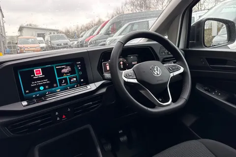 PN75NGG Volkswagen Caddy 2.0 TDI 102PS Commerce Plus Van [Tech Pack] Thumbnail #17