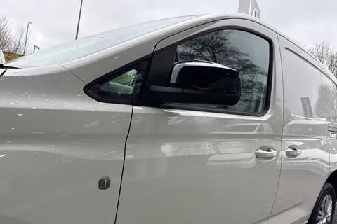 PN75NGG Volkswagen Caddy 2.0 TDI 102PS Commerce Plus Van [Tech Pack] Thumbnail #25