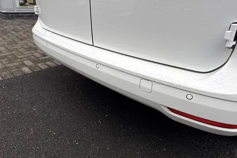 PN75NGG Volkswagen Caddy 2.0 TDI 102PS Commerce Plus Van [Tech Pack] Thumbnail #26