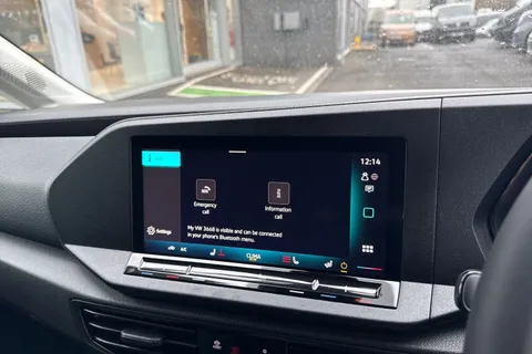 PN75NGG Volkswagen Caddy 2.0 TDI 102PS Commerce Plus Van [Tech Pack] Thumbnail #36