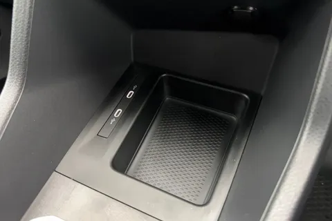 PN75NGG Volkswagen Caddy 2.0 TDI 102PS Commerce Plus Van [Tech Pack] Thumbnail #44