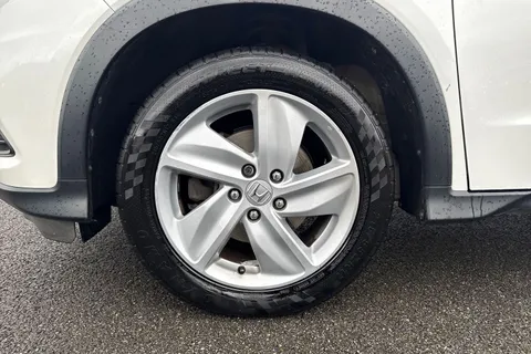 12 of 62 for Honda HR-V 1.5 i-VTEC SE SUV 5dr Petrol Manual Euro 6 (s/s) (130 ps)