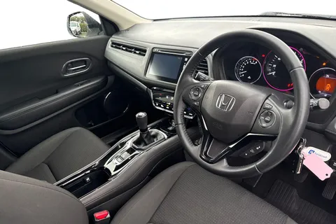 14 of 62 for Honda HR-V 1.5 i-VTEC SE SUV 5dr Petrol Manual Euro 6 (s/s) (130 ps)