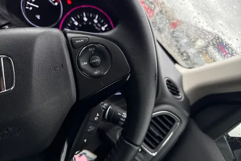 34 of 62 for Honda HR-V 1.5 i-VTEC SE SUV 5dr Petrol Manual Euro 6 (s/s) (130 ps)