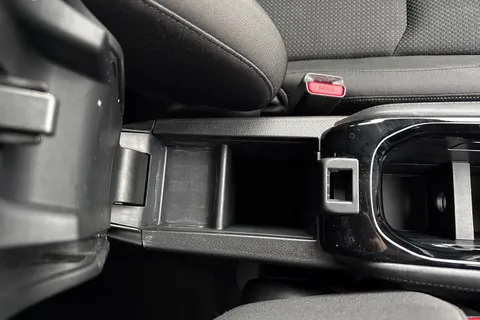 49 of 62 for Honda HR-V 1.5 i-VTEC SE SUV 5dr Petrol Manual Euro 6 (s/s) (130 ps)