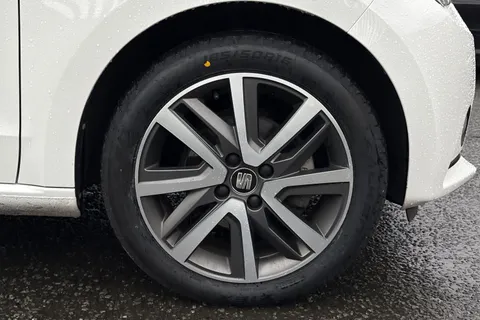 13 of 40 for SEAT Mii 36.8kWh Auto 5dr