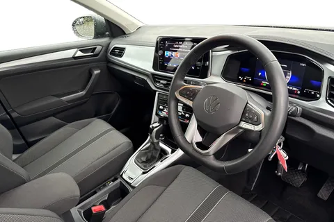 MD72BZV Volkswagen T-Roc 1.5 TSI Life DSG Euro 6 (s/s) 5dr Thumbnail #15