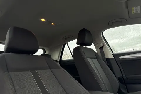 MD72BZV Volkswagen T-Roc 1.5 TSI Life DSG Euro 6 (s/s) 5dr Thumbnail #25