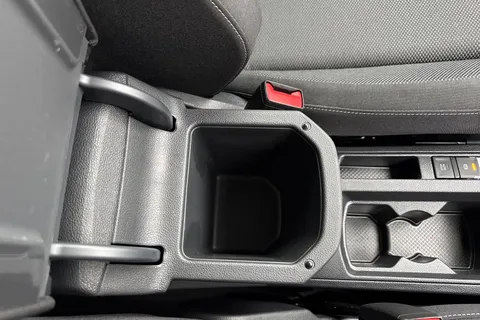 MD72BZV Volkswagen T-Roc 1.5 TSI Life DSG Euro 6 (s/s) 5dr Thumbnail #58