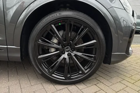  Audi Q8 3.0 TDI V6 Black Edition Tiptronic quattro Euro 6 (s/s) 5dr Thumbnail #10