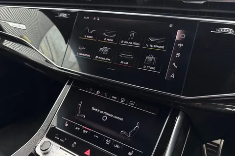  Audi Q8 3.0 TDI V6 Black Edition Tiptronic quattro Euro 6 (s/s) 5dr Thumbnail #26