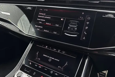  Audi Q8 3.0 TDI V6 Black Edition Tiptronic quattro Euro 6 (s/s) 5dr Thumbnail #33