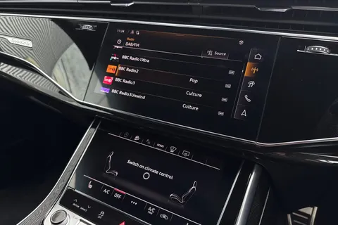  Audi Q8 3.0 TDI V6 Black Edition Tiptronic quattro Euro 6 (s/s) 5dr Thumbnail #37