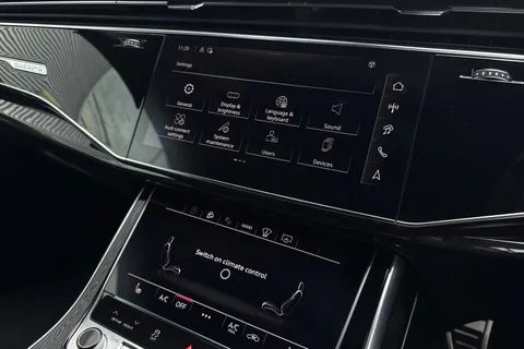  Audi Q8 3.0 TDI V6 Black Edition Tiptronic quattro Euro 6 (s/s) 5dr Thumbnail #39