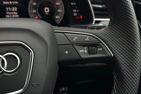  Audi Q8 3.0 TDI V6 Black Edition Tiptronic quattro Euro 6 (s/s) 5dr Thumbnail #40