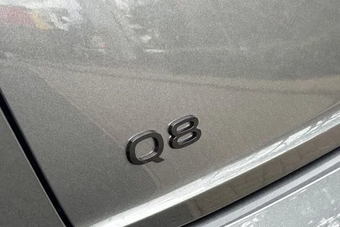  Audi Q8 3.0 TDI V6 Black Edition Tiptronic quattro Euro 6 (s/s) 5dr Thumbnail #60