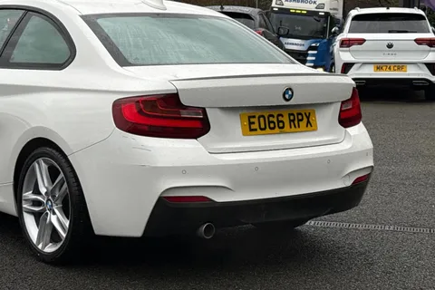 EO66RPX BMW 2 Series 2.0 218d M Sport Auto Euro 6 (s/s) 2dr Thumbnail #9