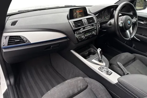 EO66RPX BMW 2 Series 2.0 218d M Sport Auto Euro 6 (s/s) 2dr Thumbnail #16