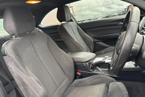 EO66RPX BMW 2 Series 2.0 218d M Sport Auto Euro 6 (s/s) 2dr Thumbnail #25