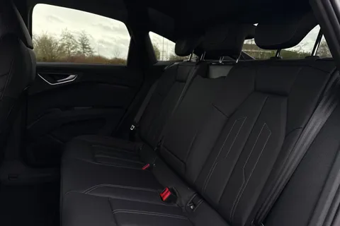  Audi Q4 e-tron 45 Black Edition Sportback Auto 5dr 82kWh Thumbnail #19