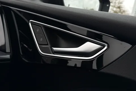  Audi Q4 e-tron 45 Black Edition Sportback Auto 5dr 82kWh Thumbnail #21