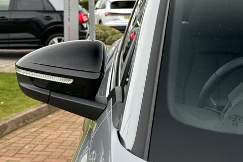  Audi Q4 e-tron 45 Black Edition Sportback Auto 5dr 82kWh Thumbnail #54