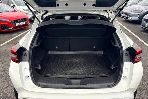 EA69UMU Nissan Juke 1.0 DIG-T Tekna Euro 6 (s/s) 5dr Thumbnail #11