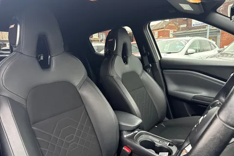 EA69UMU Nissan Juke 1.0 DIG-T Tekna Euro 6 (s/s) 5dr Thumbnail #22