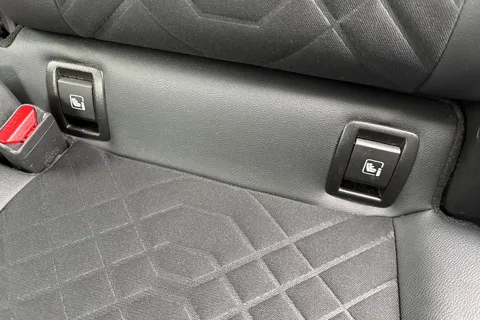 EA69UMU Nissan Juke 1.0 DIG-T Tekna Euro 6 (s/s) 5dr Thumbnail #33