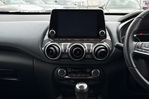 EA69UMU Nissan Juke 1.0 DIG-T Tekna Euro 6 (s/s) 5dr Thumbnail #37